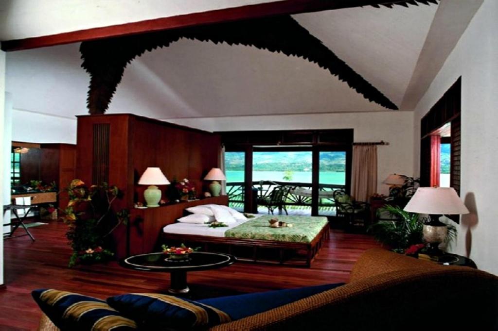 Badian Island Wellness Resort Room photo