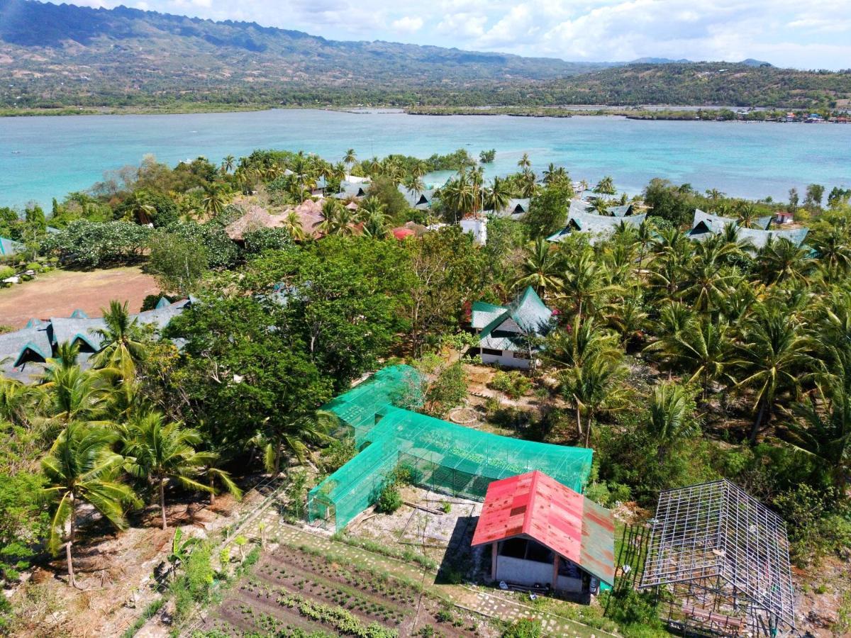 Badian Island Wellness Resort Exterior photo